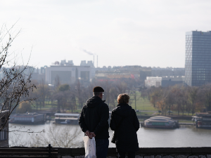 Облачно са слабим мразом, али топлије – температура прелази у плус 
