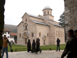 Право на сутра-Гораждавец, тежак вијенац ал је воће слатко