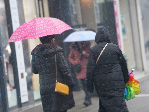 Наоблачење уз снег, ледену кишу и ниже температуре – до 7 степени