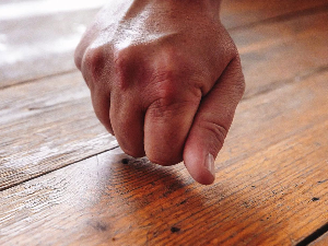 Зашто куцамо у дрво 