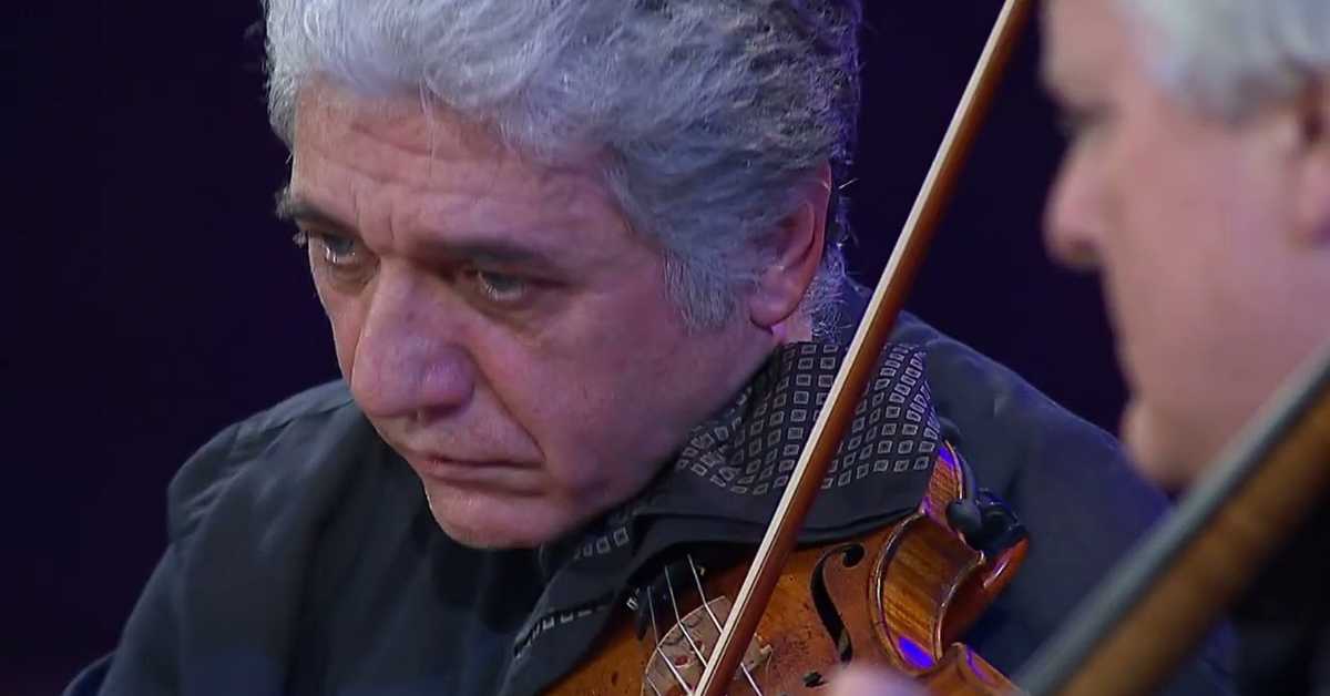 Gelius trio, 1. део