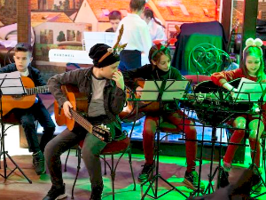 Зујалица - Божићна