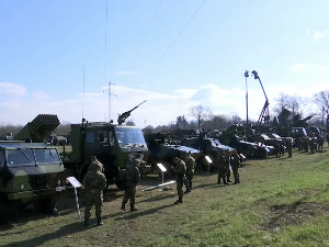 Приказ наоружања у комплексу Нишке тврђаве; Вучић: Улажемо 300 милиона евра у домаћу наменску индустрију