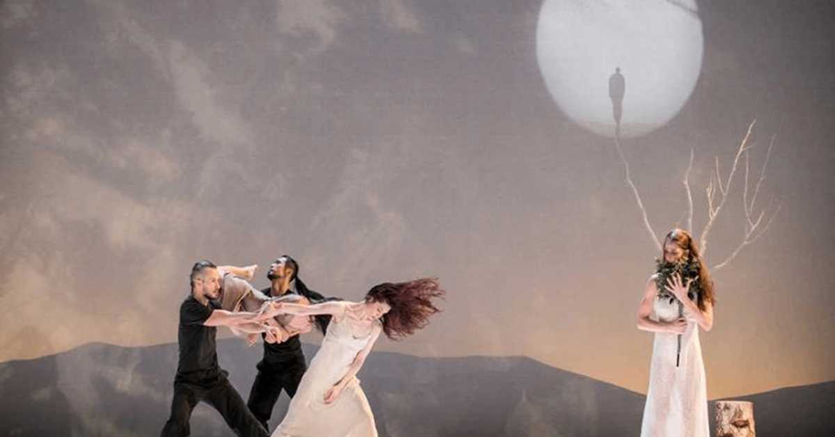 Каролин Карслон: Дрво – поетски фрагменти