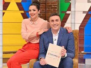 Шареница: Ракија из Ракије, "Љубав иза кулиса"