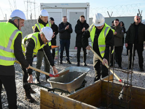 Српска листа: Грађани јасно рекли не Куртијевим мостовима подела, сакупљено 3.628 потписа