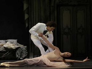 Жил Масне: Црвено и црно