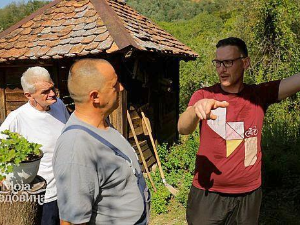 Моја дедовина: Београдски фризер у борби за дедовину!