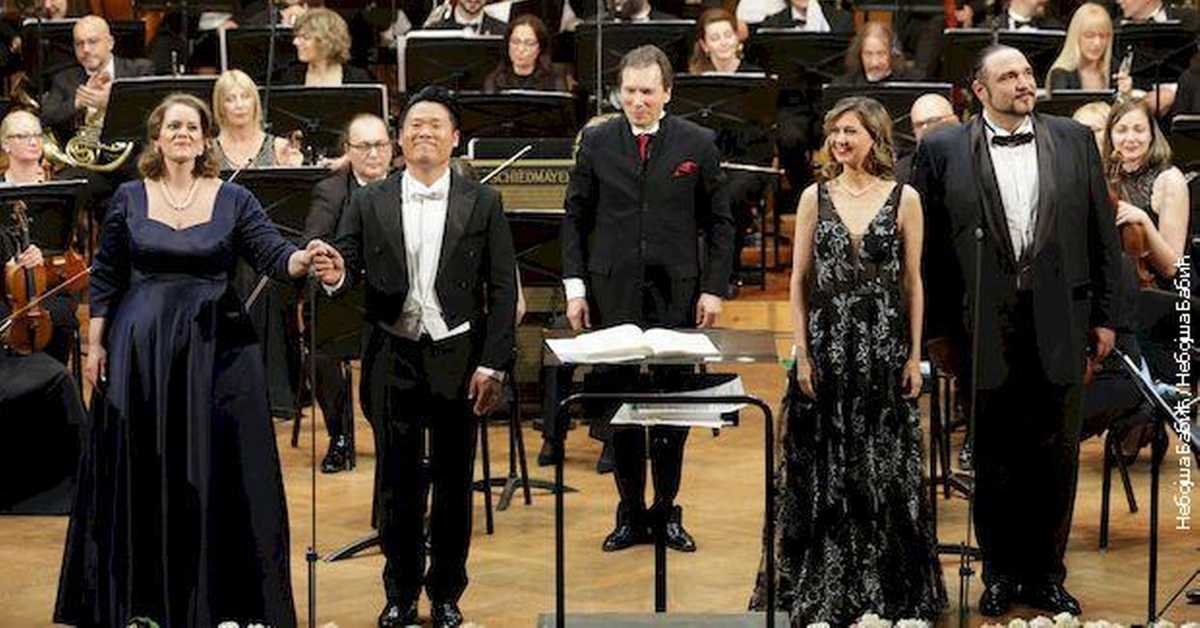  СО РТС и солисти: У част Пучинију – оперске арије