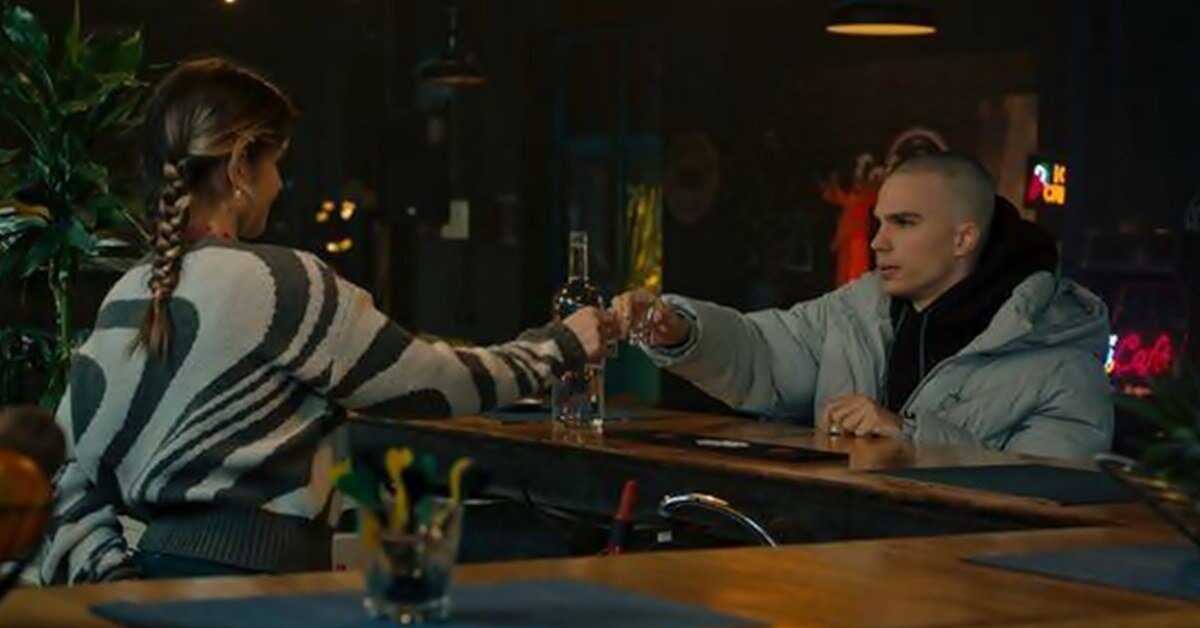  У клинчу, 27-30, 2С  