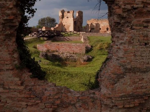 Тврђаве на Дунаву: Бач, 1-7