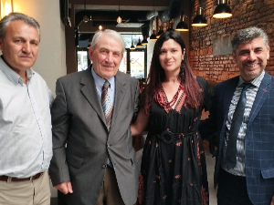 Старо српско писано наслеђе: Из угла једног научника, Јанис Х. Тарнанидис