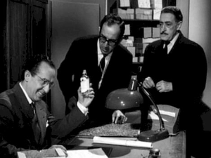 Тото против четворице