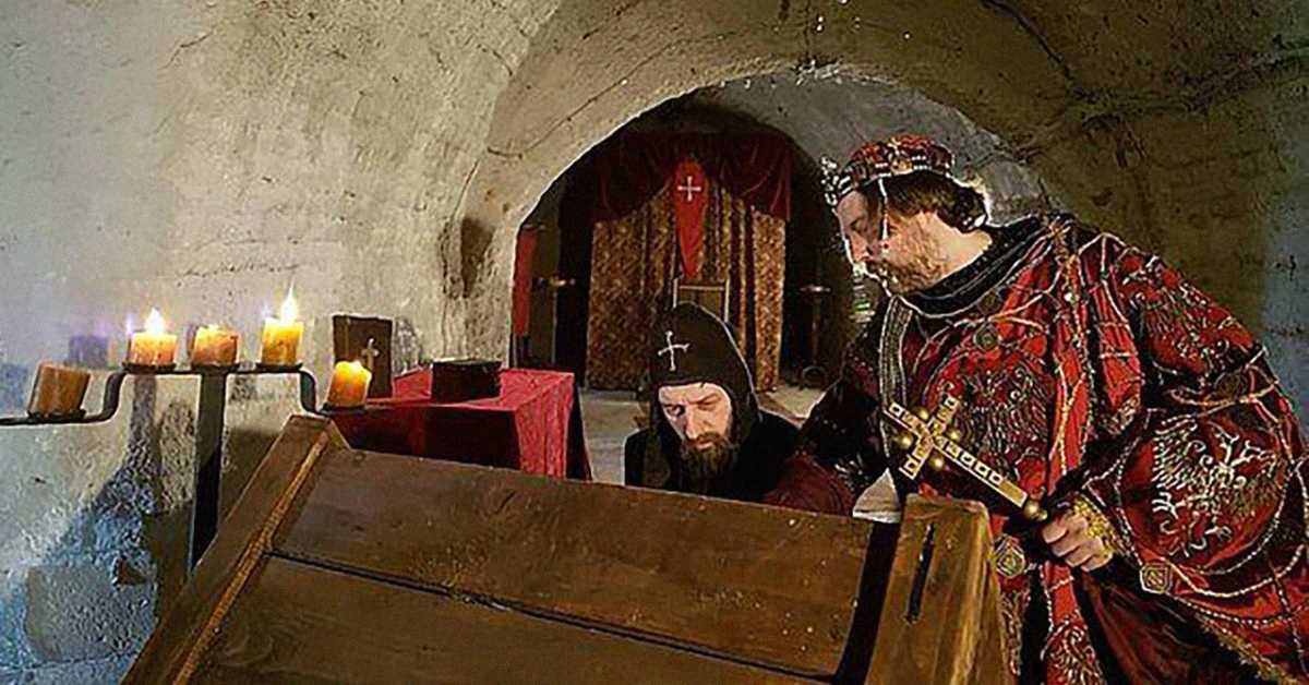  Старо српско писано наслеђе: Свети краљ и писац