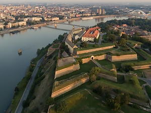 Тврђаве на Дунаву: Петроварадинска тврђава, 2/7