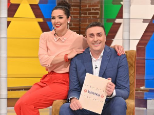 Шареница: Медени прстохват чаролије