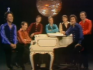 Портрет – Седморица младих