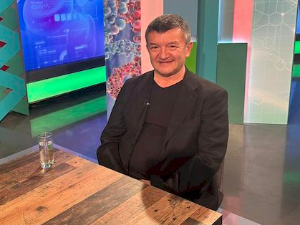 Добро је, добро је знати....  о операцијама карпотидних артерија без компликација