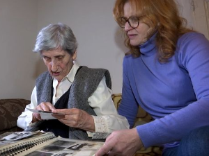 Родославци: Oраховачки корен у камену