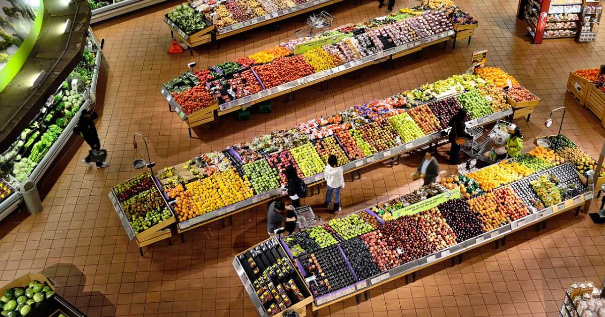 За првомајске и ускршње празнике измењено радно време продавница и установа