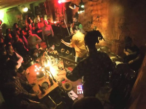 Незаустављиво: Naked, 2. део