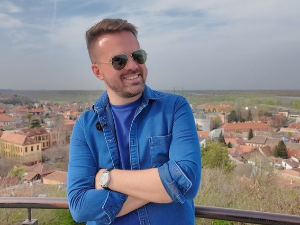 Тв лица: Душан Свилар