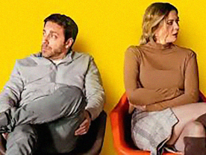 Мама и тата се играју рата, 8-10, 2С	