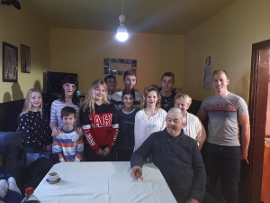 Квадратура круга - Приче о Скрадину и Јурковићима