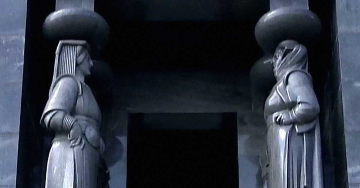 Митологија београдских фасада: Каријатиде