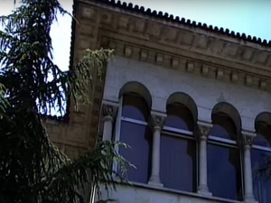 Наши сусрети: Поглед кроз кључаоницу – Дворске тајне	