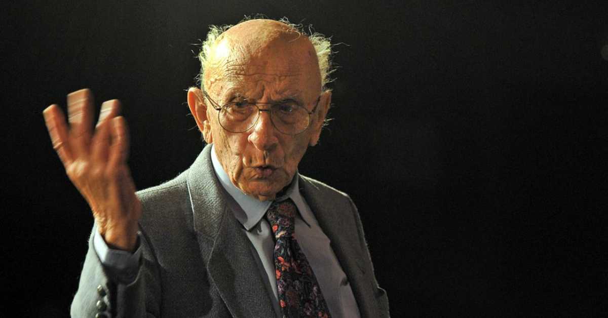   Војислав Бубиша Симић: Првих сто година