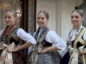 Да нам није...