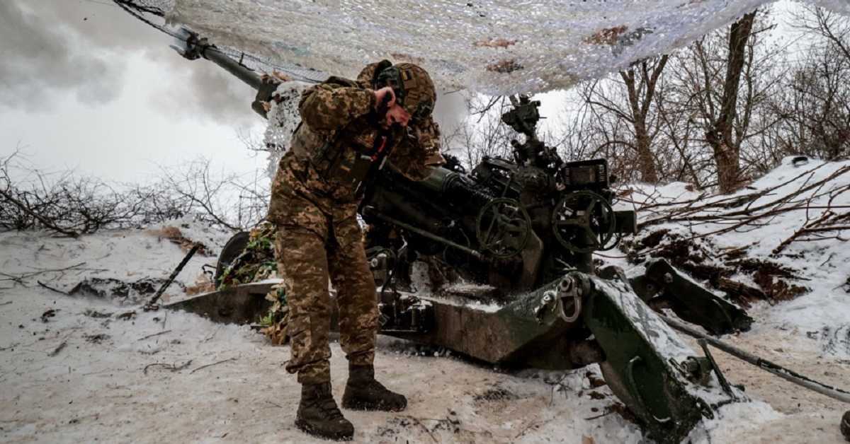 Руси заобилазе Покровск, близу су Дњепропетровске области; Фицо: Зеленски шета, проси и уцењује