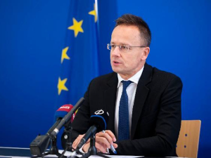 Сијарто оптужио Хрватску:  Желе да нам  онемогуће куповину руске нафте како би стекли монопол