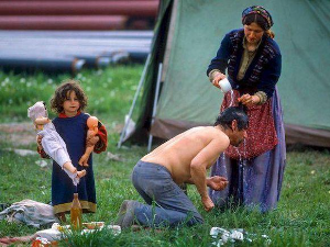 Романипен- Цигани света, Драгољуб Замуровић