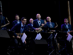  Биг бенд РТС: Left Side of Life, 2. део