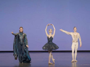 Нове балетске звезде париске Опере: Године сазревања, 1-3