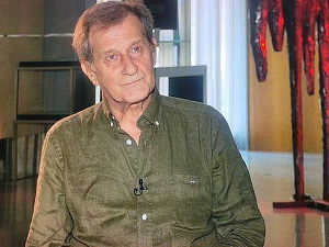 Вавилон: Јовица Аћин