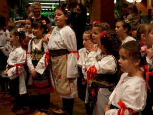 Родославци: Живот у колу