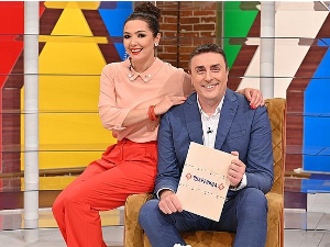 Шареница: Востани Сербие