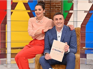 Шареница: Уметност од стакла, опанак од традиције