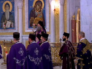 Патријарх Порфирије у Храму Светог Саве служио парастос страдалима у Новом Саду, присуствовао председник Србије Патријарх Порфирије у Храму Светог Саве служио парастос страдалима у Новом Саду, присуствовао председник Србије