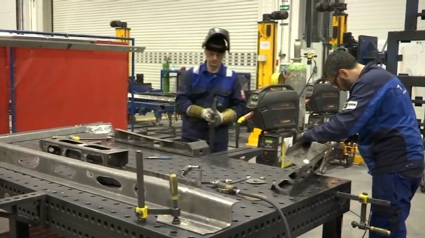 Осам година дуалног образовања у Србији