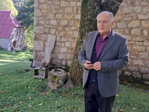 Никад доста живота