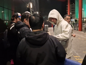 Фудбалери Србије стигли у Лондон – Влаховић, Костић, Самарџић и Петровић у центру пажње