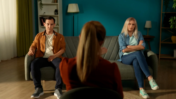 Све касније улазимо у брачне воде: Проналажење баланса између биолошког сата, каријере и особина партнера