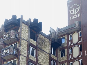 Број жртава пожара у Дому пензионера у Тузли порастао на 15