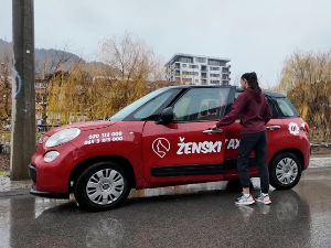 Новопазарски такси за превоз деце и жена