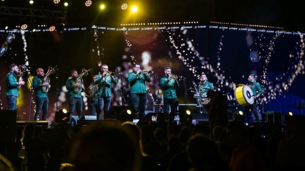 62. Драгачевски сабор у Гучи-Дејан Лазаревић и Дејан Петровић, колаж