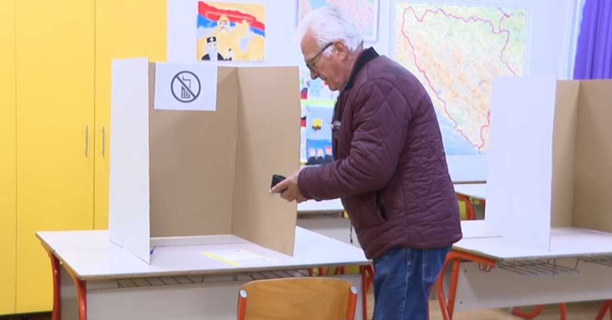 Република Српска бира председника – затворена биралишта, први резултати око 23 сата